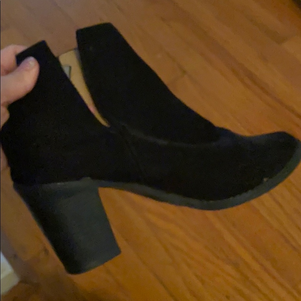 Black boots